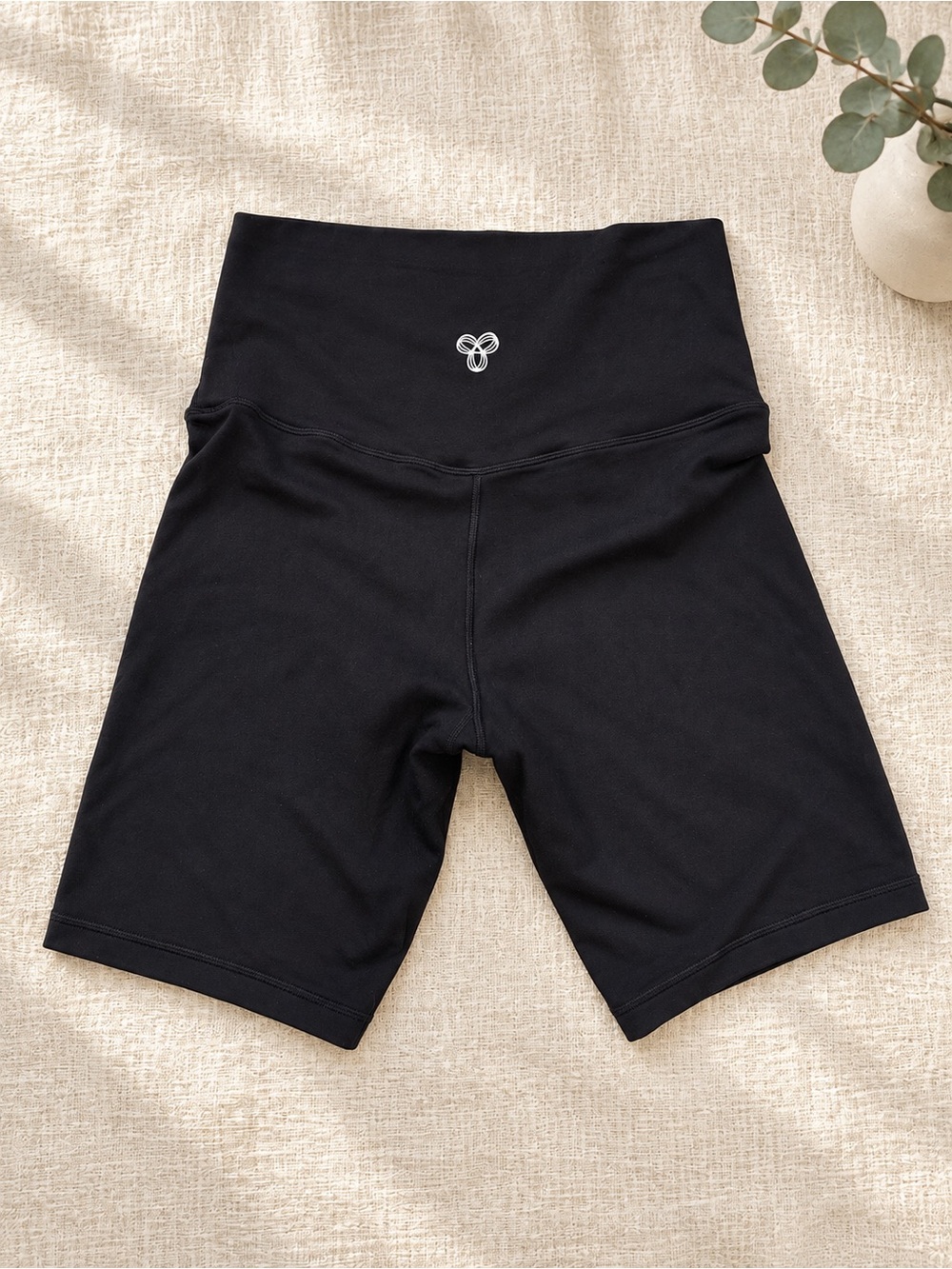 TNA Aritzia High-Waist Black Women's Bike Shorts Black Size M